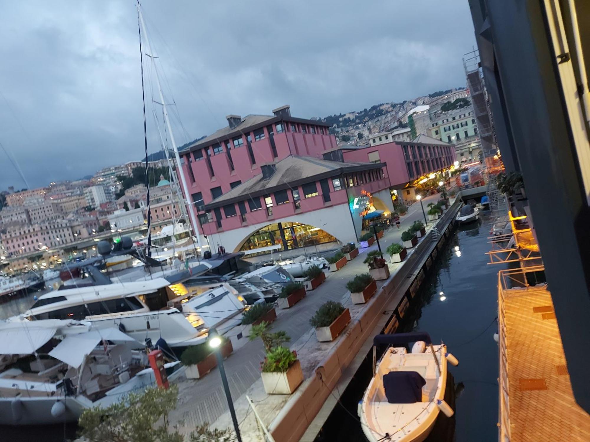 Appartamento Sul Mare Kate Genua Buitenkant foto